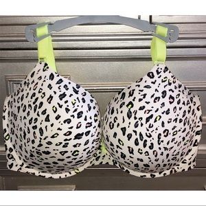 Torrid Back Smoothing Push Up Plunge Bra Size 40H White Leopard & Neon Print